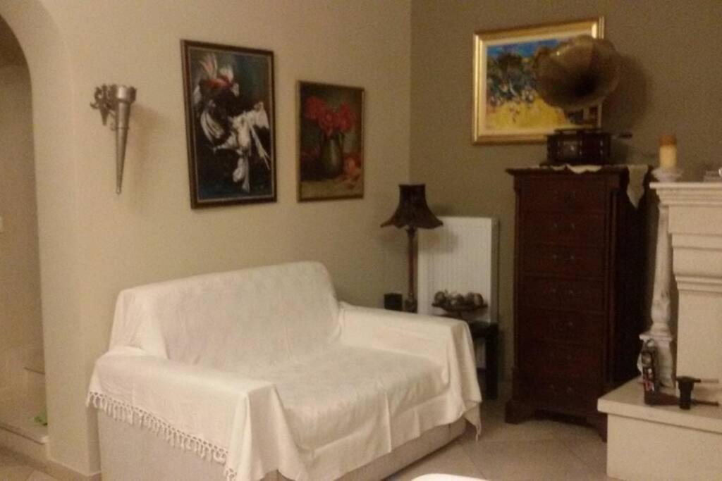 Apartment In Anakasia Overlooking וולוס מראה חיצוני תמונה