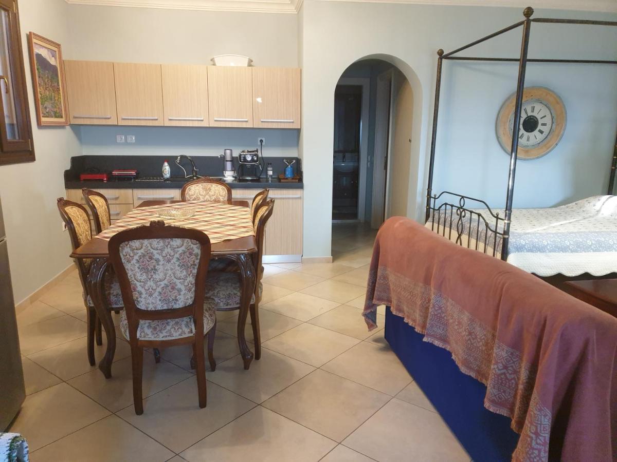 Apartment In Anakasia Overlooking וולוס מראה חיצוני תמונה